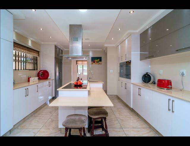5 BEDROOM HOUSE FOR SALE IN GLENMORE